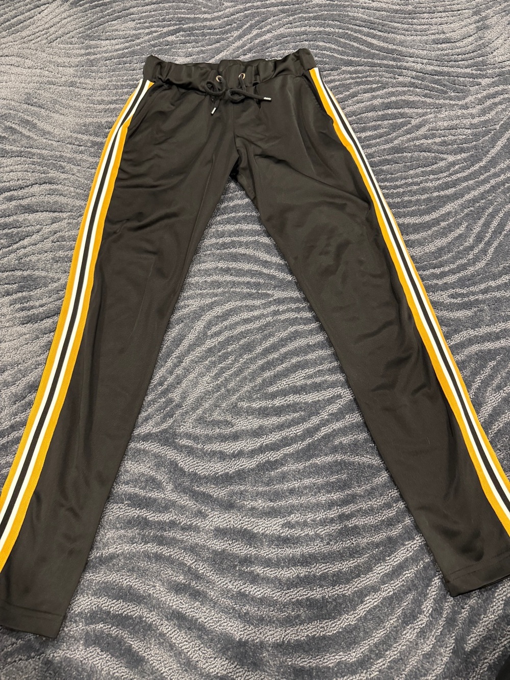 BoohooMAN men’s pants